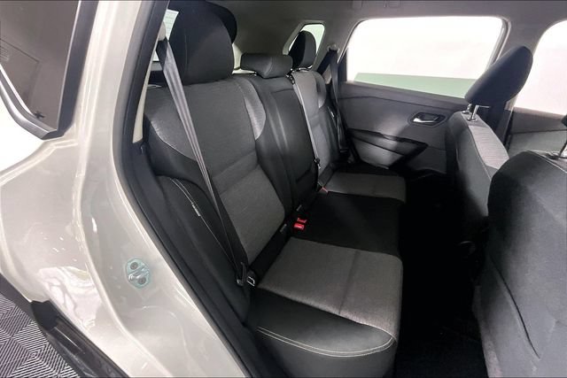 Used 2023 Nissan Rogue SV AWD/4WD image 29