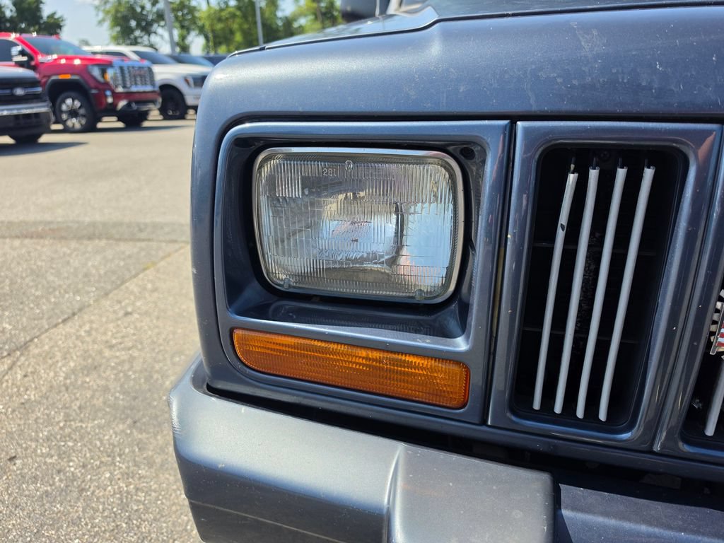 Used 2001 Jeep Cherokee Limited AWD/4WD image 14