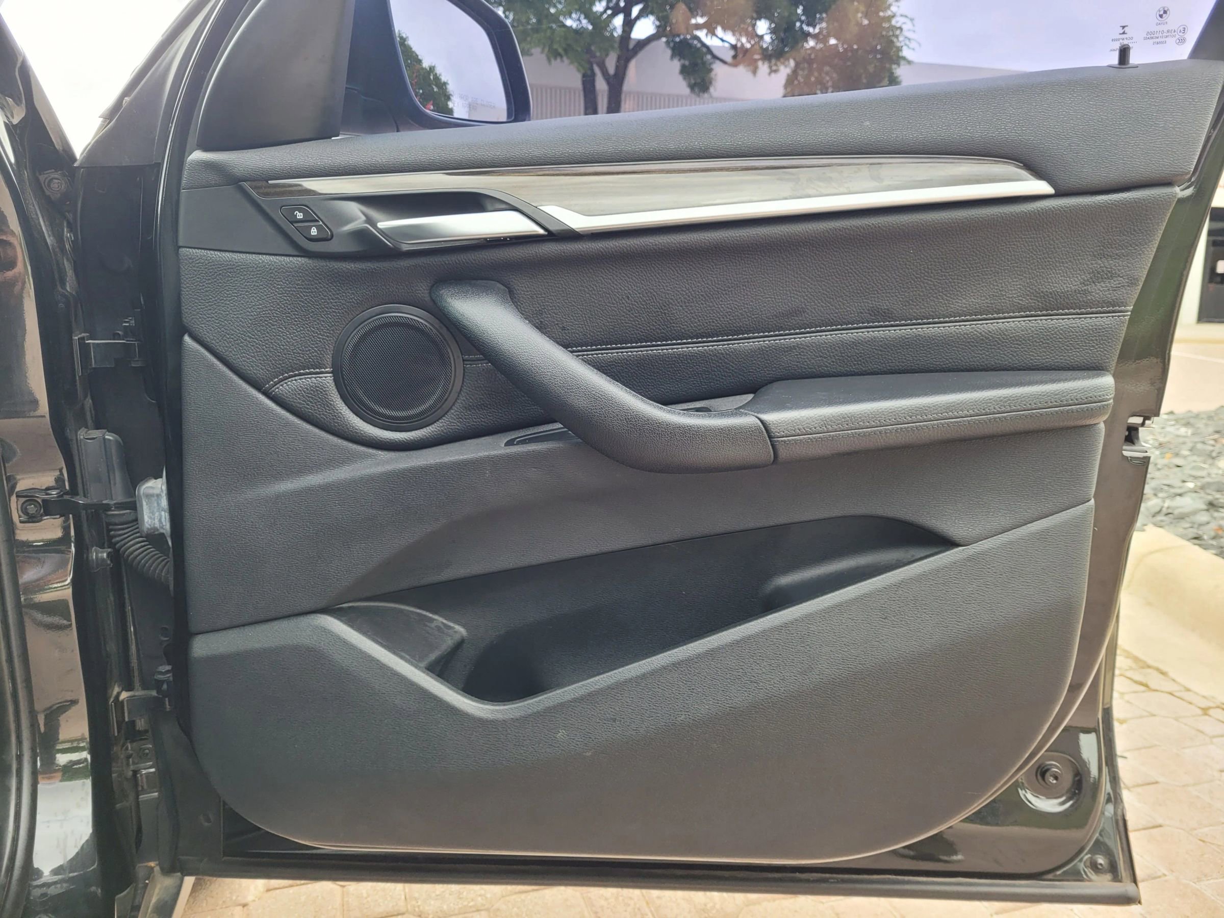 Used 2017 BMW X1 xDrive28i image 17