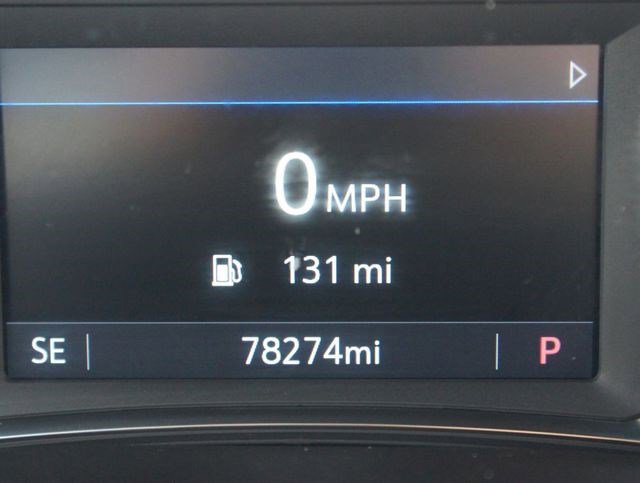 Used 2023 Chevrolet Traverse LT image 4