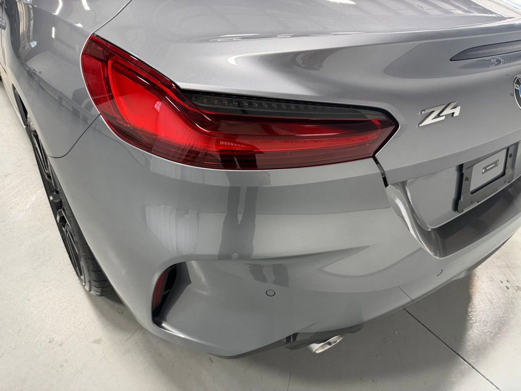 Used 2026 BMW Z4 sDrive30i w/ Convenience Package image 15