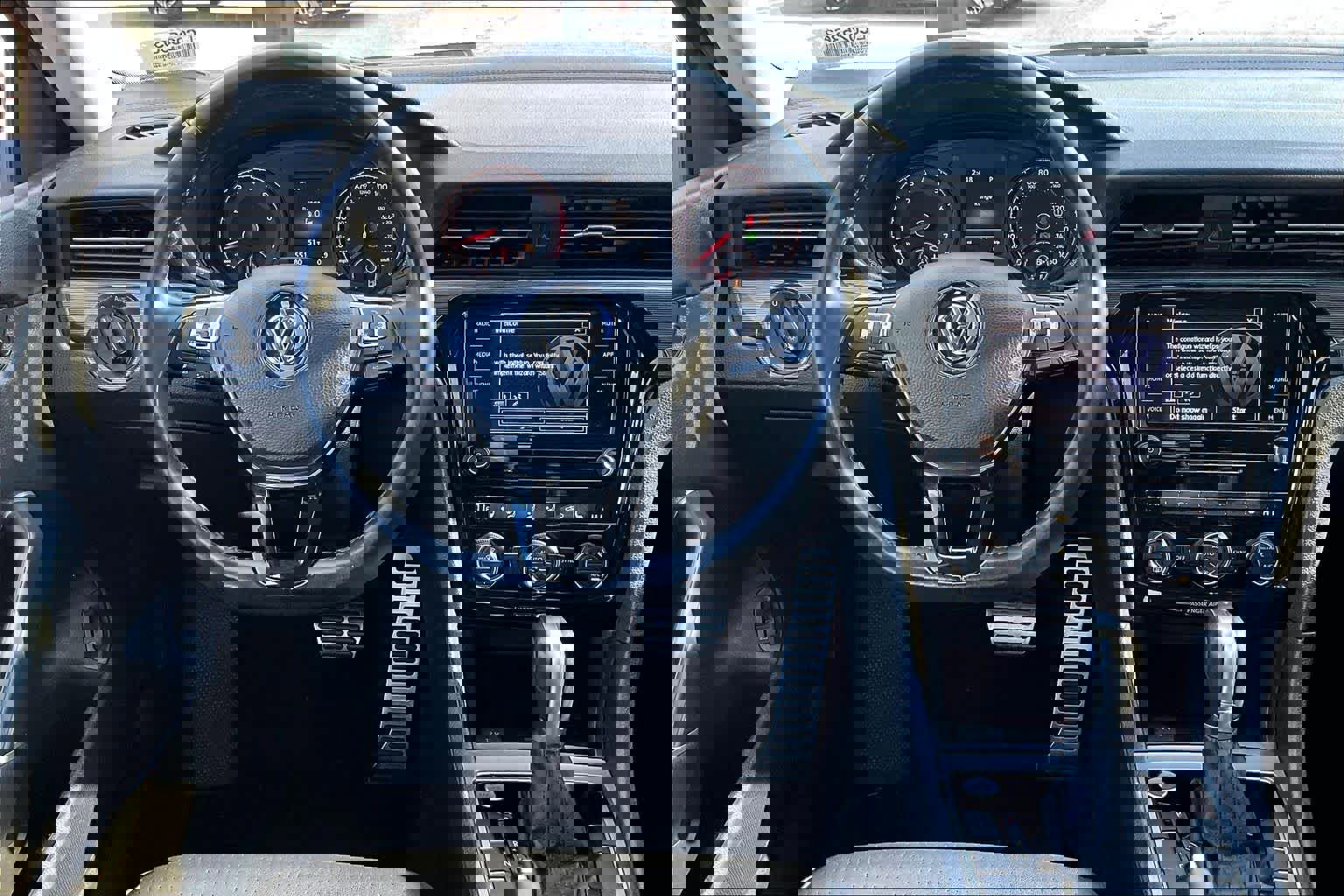 Used 2020 Volkswagen Passat 2.0T R-Line image 6