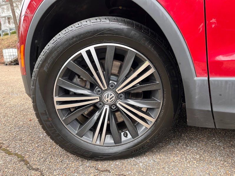 Used 2019 Volkswagen Tiguan SEL image 54