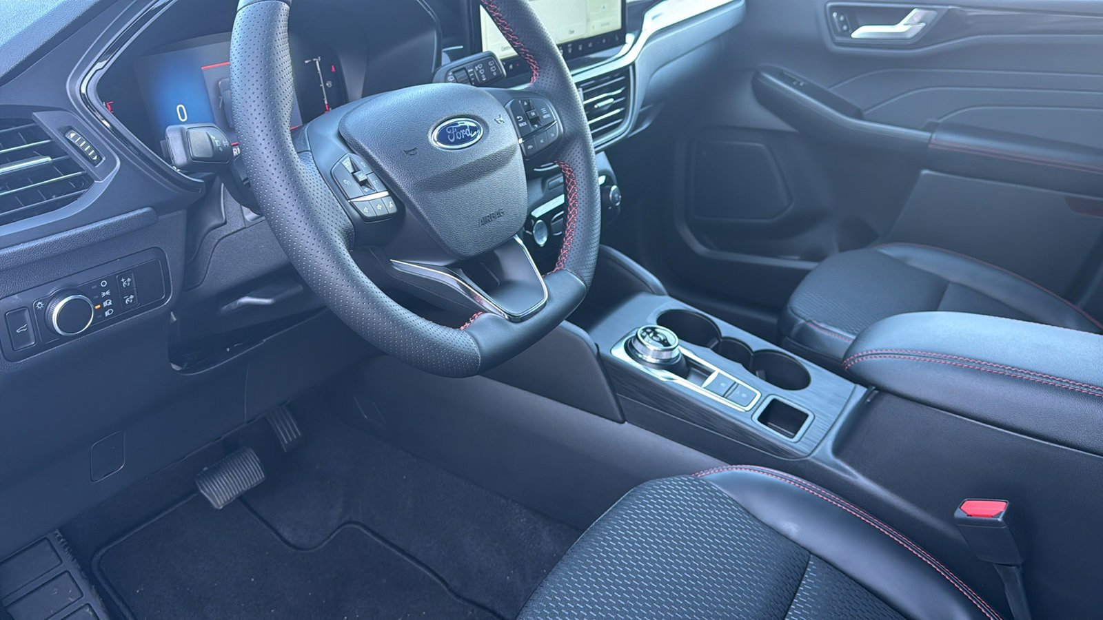 New 2026 Ford Escape ST-Line w/ Tech Pack #1 image 21