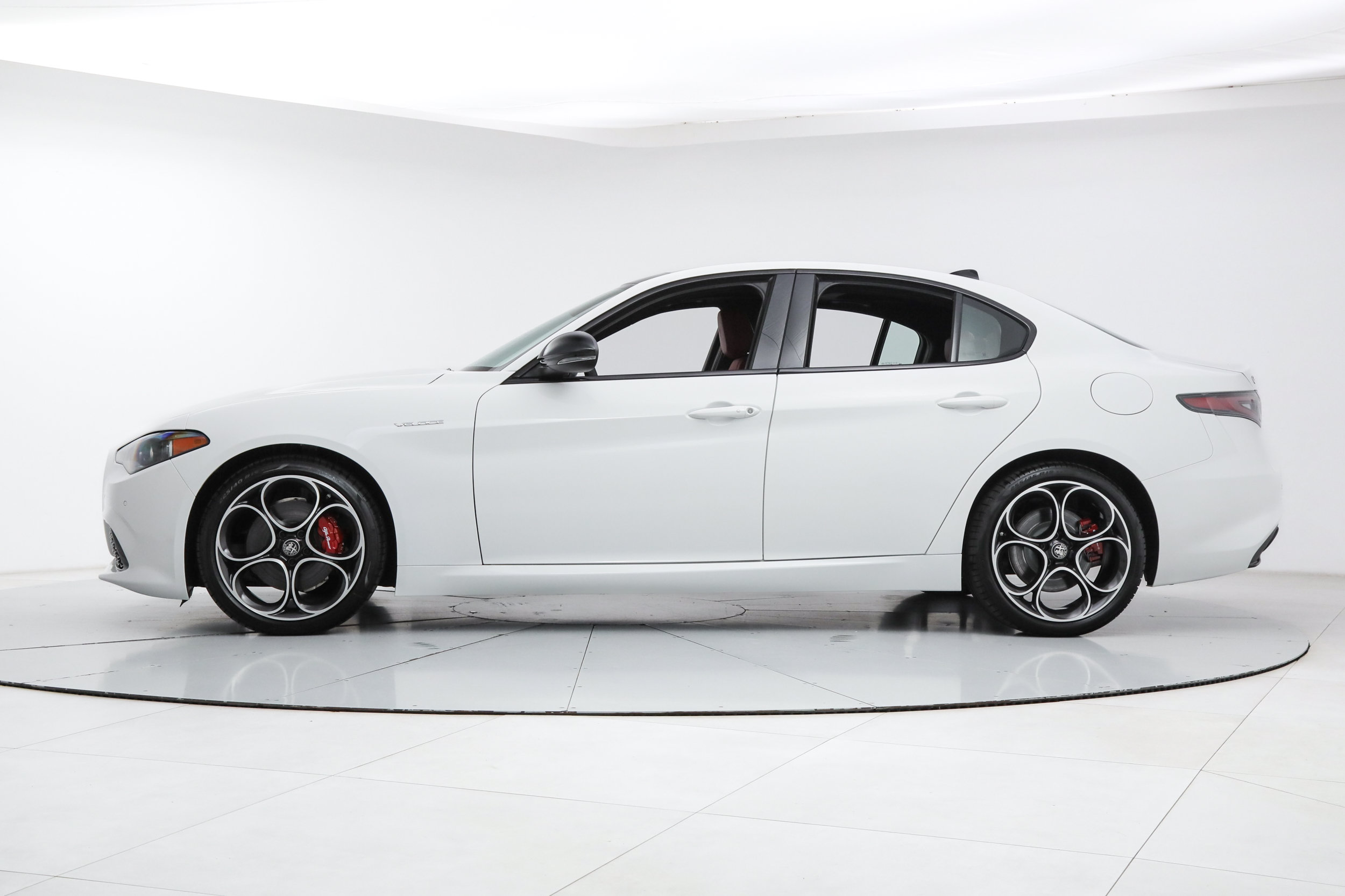 New 2026 Alfa Romeo Giulia w/ Driving Assist Package RWD image 2