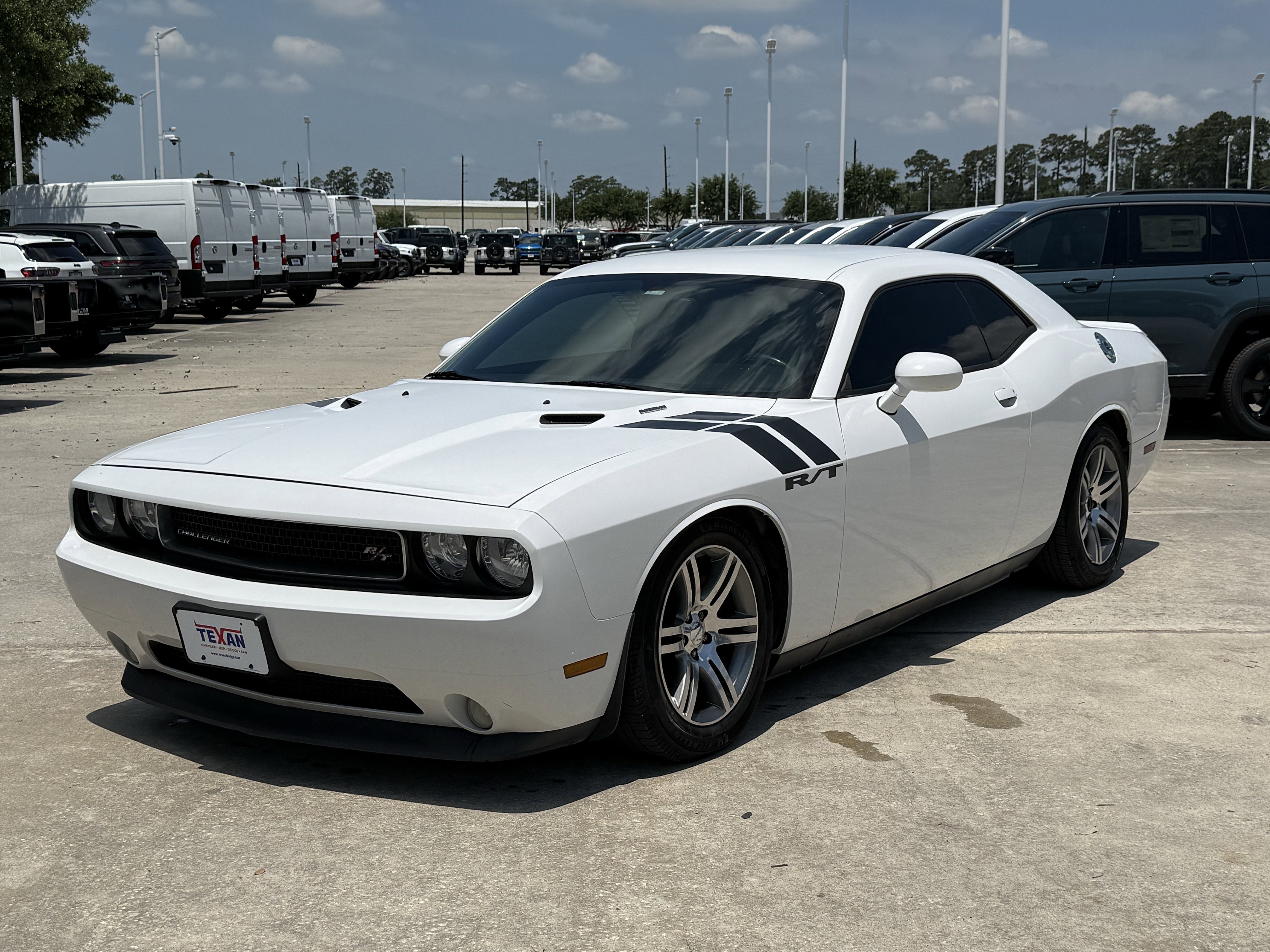 Used 2012 Dodge Challenger R/T Plus RWD image 9