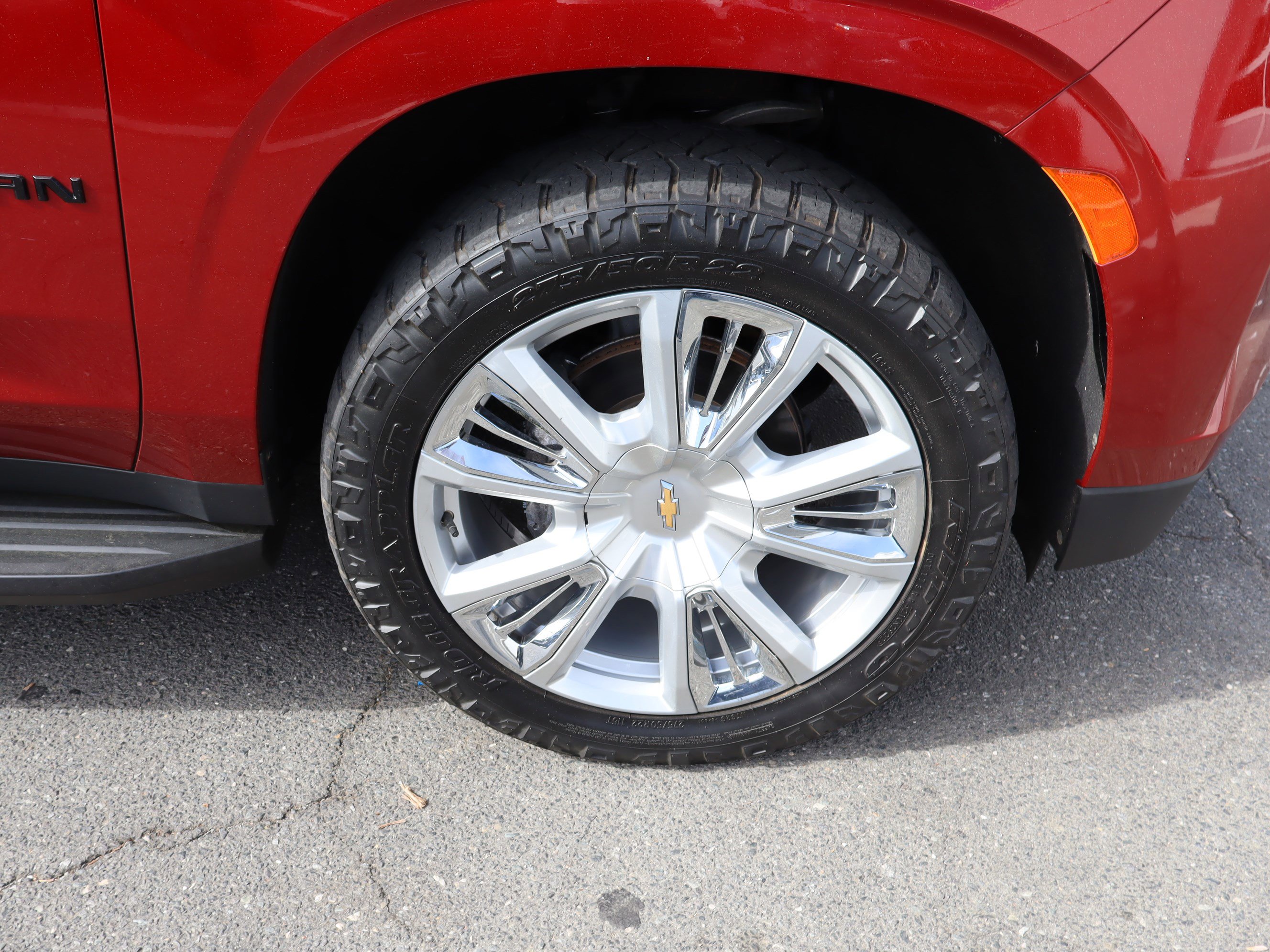 Used 2022 Chevrolet Suburban High Country image 43