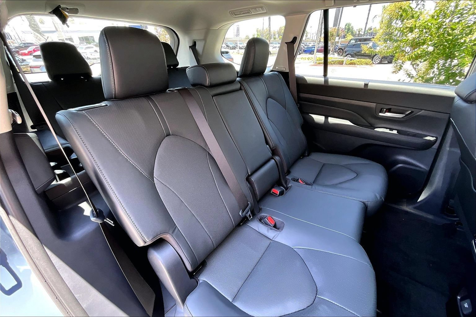 Used 2026 Toyota Grand Highlander AWD image 27