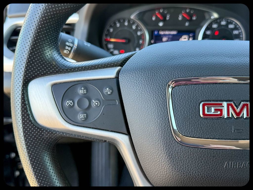 Used 2023 GMC Acadia SLE w/ Driver Convenience Package FWD image 40