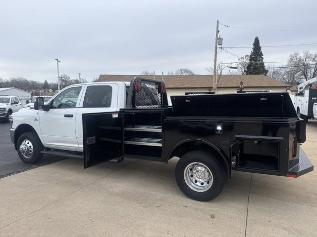 New 2026 RAM 3500 Tradesman w/ Chrome Appearance Group image 2
