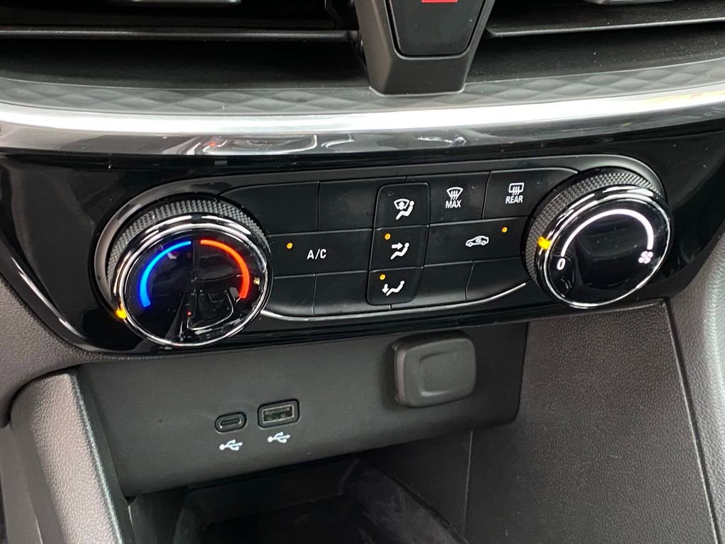 Used 2026 Buick Encore GX Sport Touring image 20