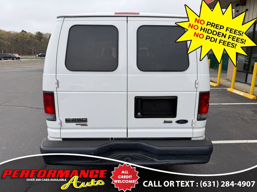 Used 2012 Ford E-250 and Econoline 250 Extended w/ Commercial Cargo Van Pkg RWD image 16