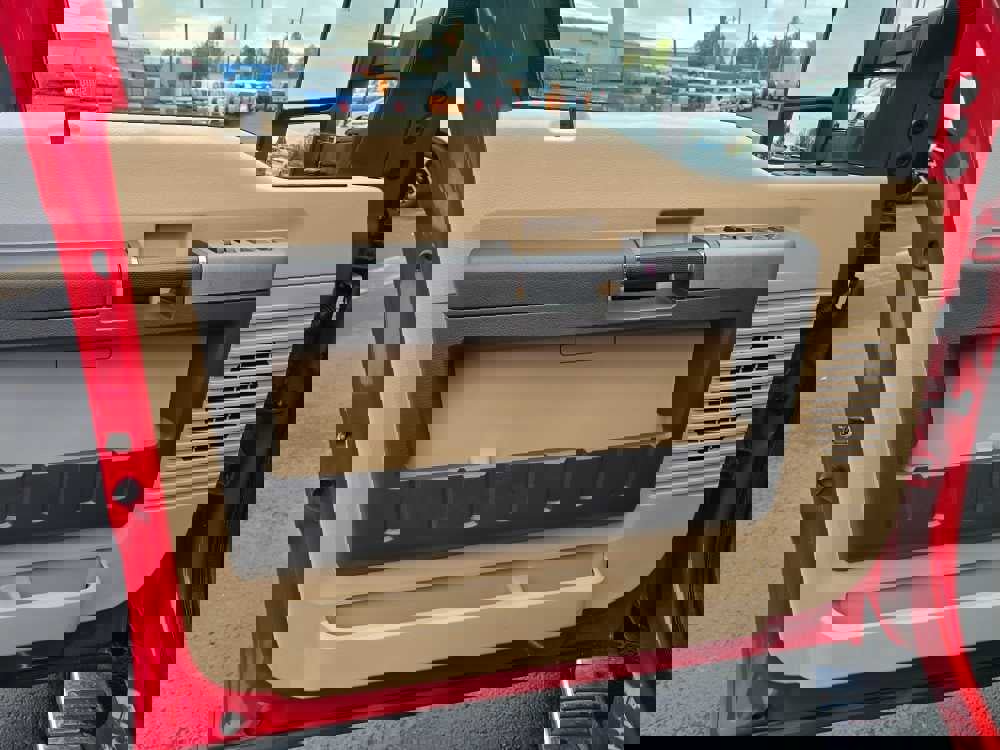 Used 2015 Ford F250 Lariat w/ Chrome Package image 13