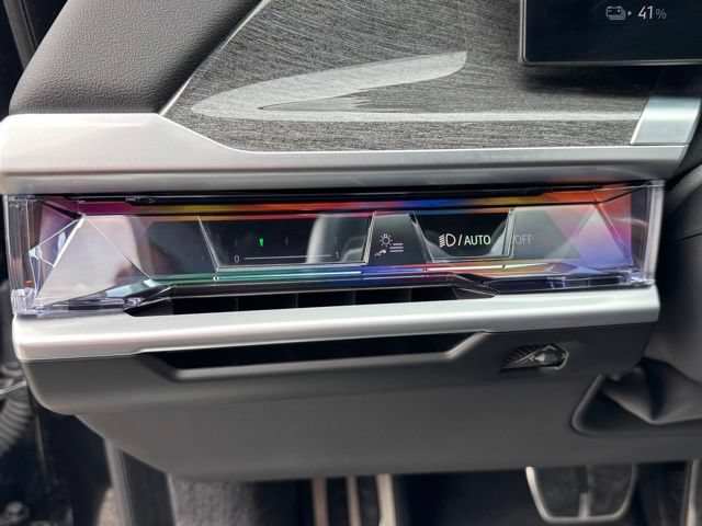Certified 2024 BMW i7 eDrive50 w/ M Sport Package RWD image 13