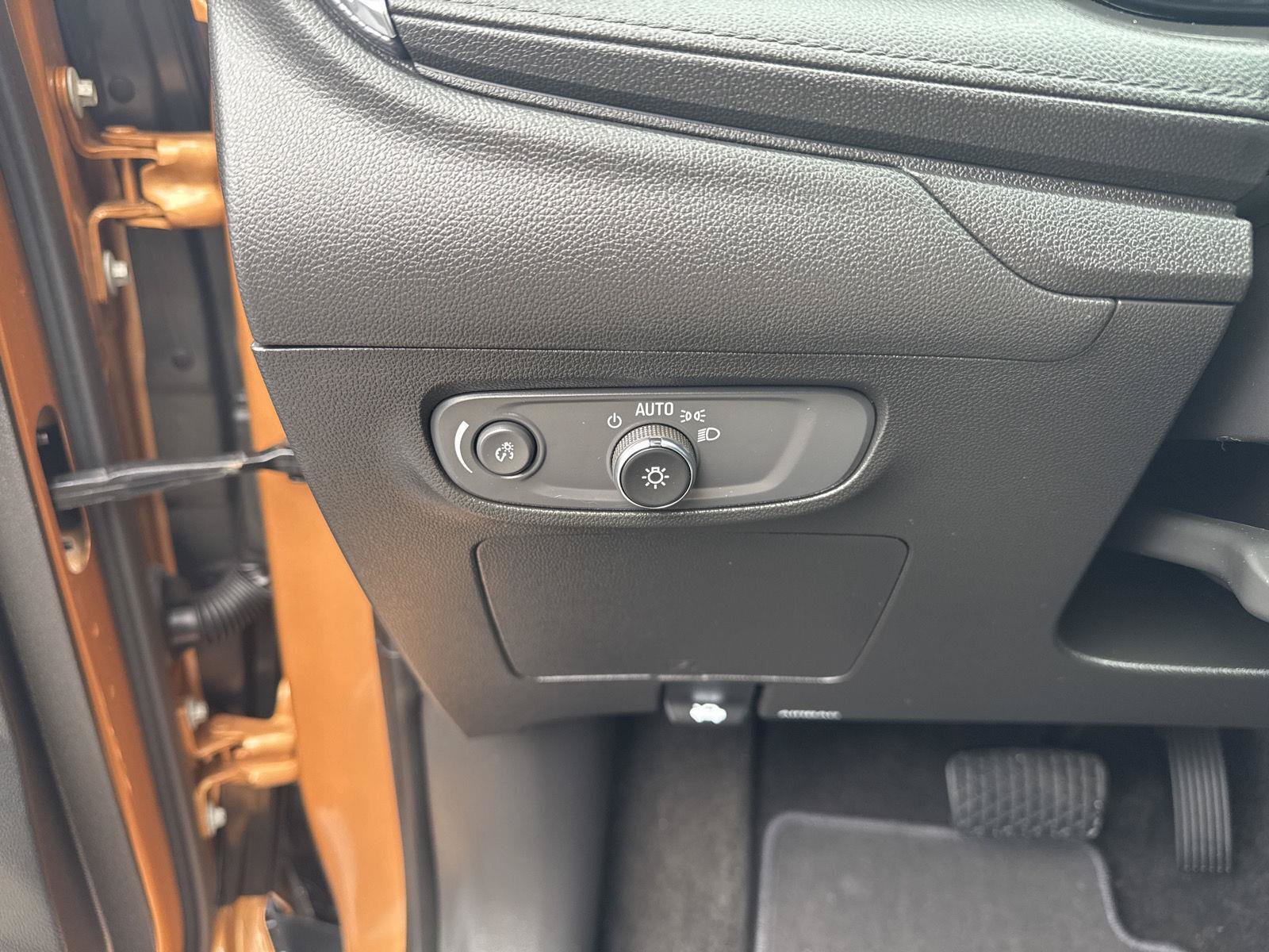 Used 2024 Buick Encore GX Preferred FWD image 20