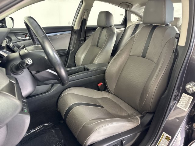 Used 2017 Honda Civic Touring image 19