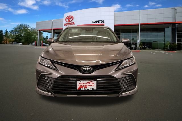 Certified 2024 Toyota Camry LE image 7