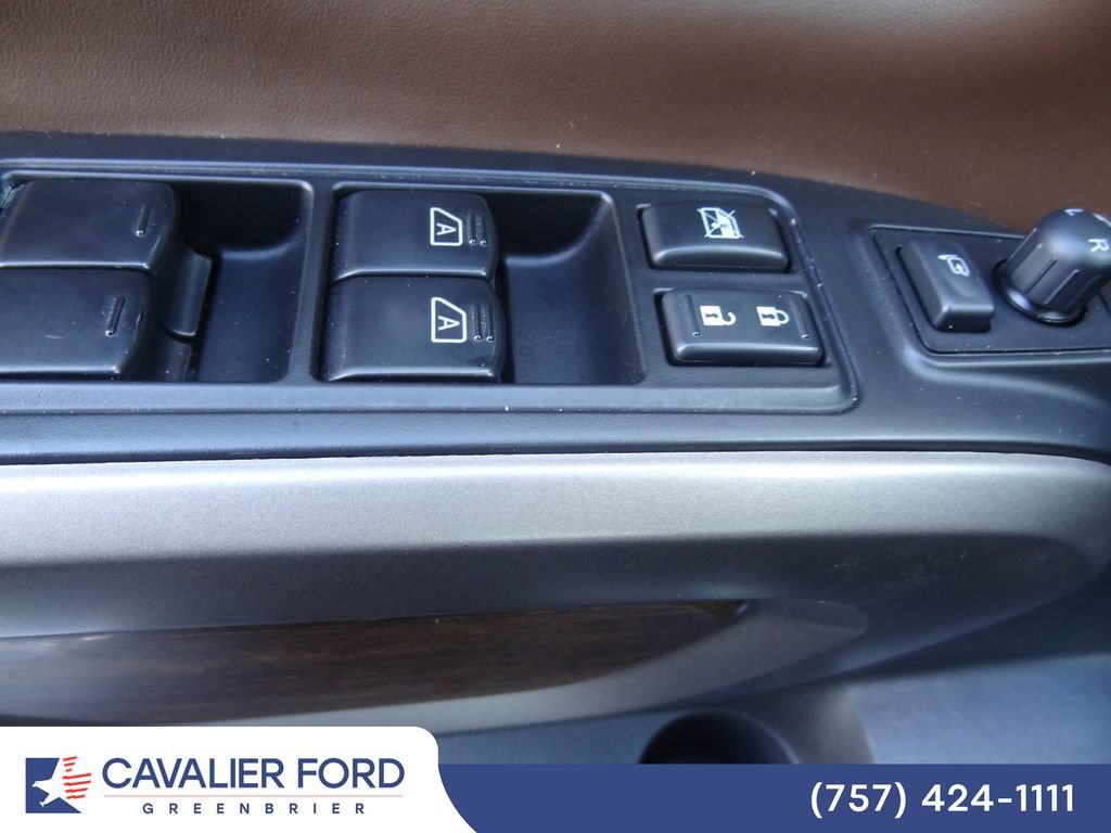 Used 2023 Nissan Titan Platinum Reserve w/ Moonroof Package AWD/4WD image 20