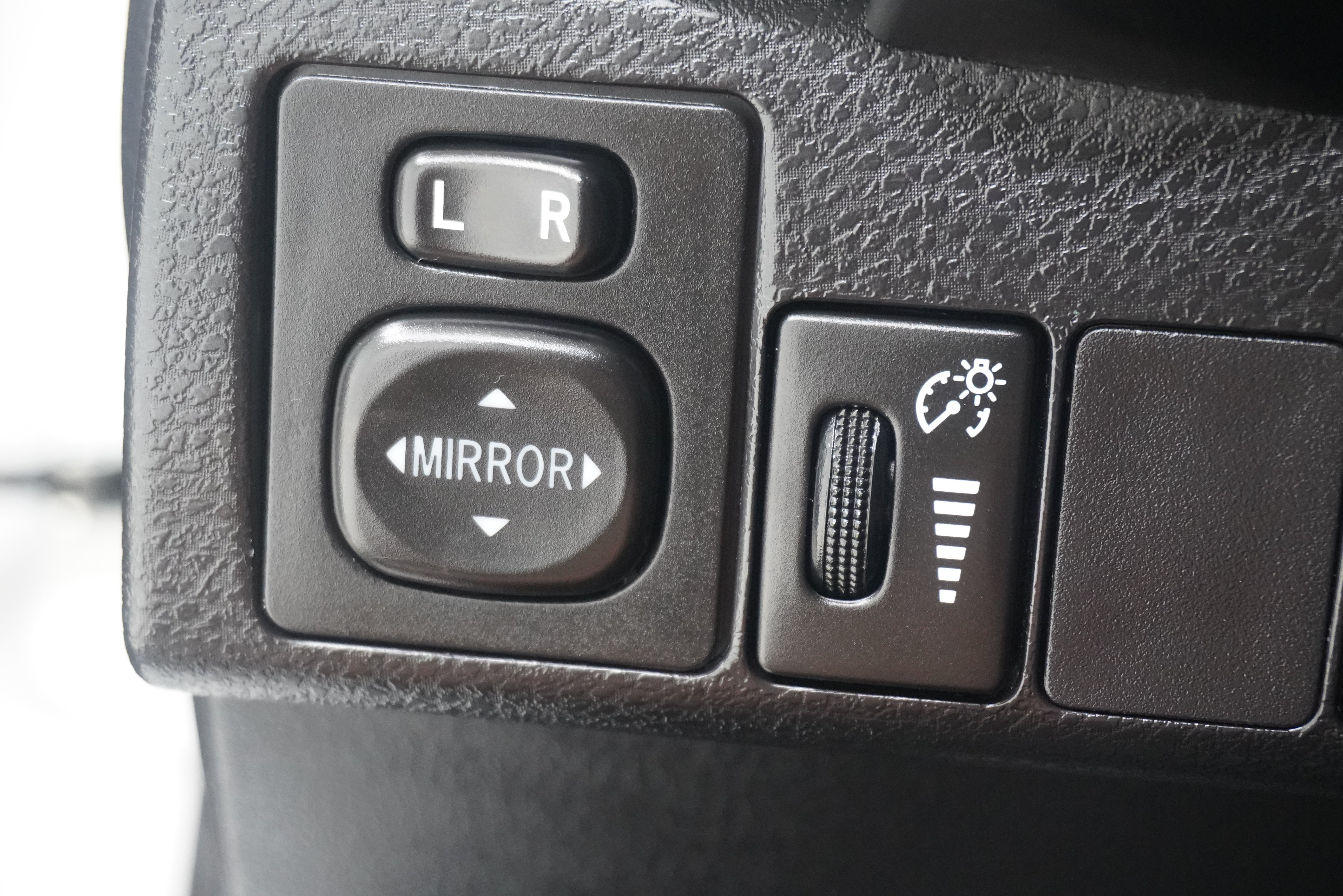 Used 2017 Toyota Corolla LE FWD image 21