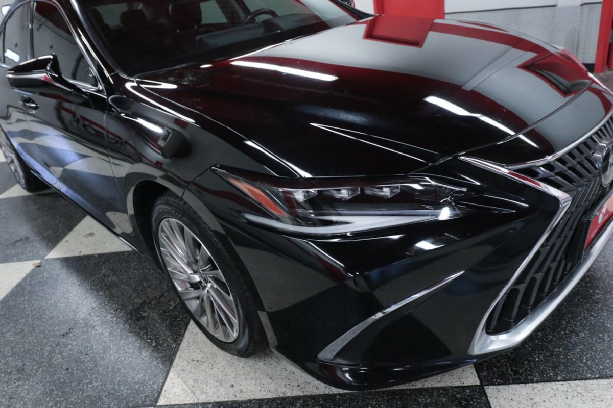Used 2022 Lexus ES 350 Ultra Luxury w/ Accessory Package 2 FWD image 37