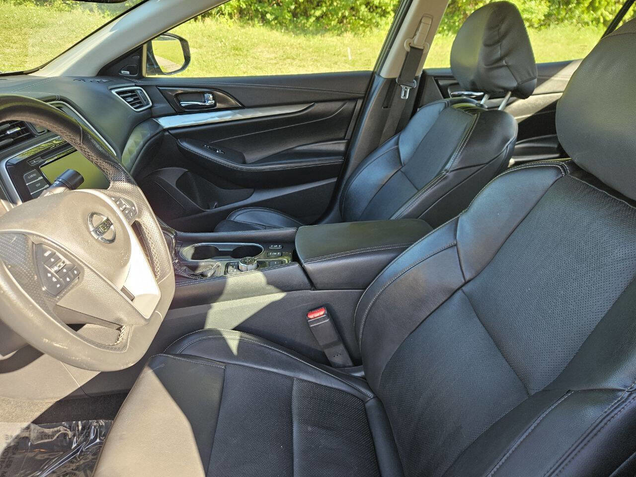 Used 2019 Nissan Maxima 3.5 SL w/ Floor Mat Group FWD image 12