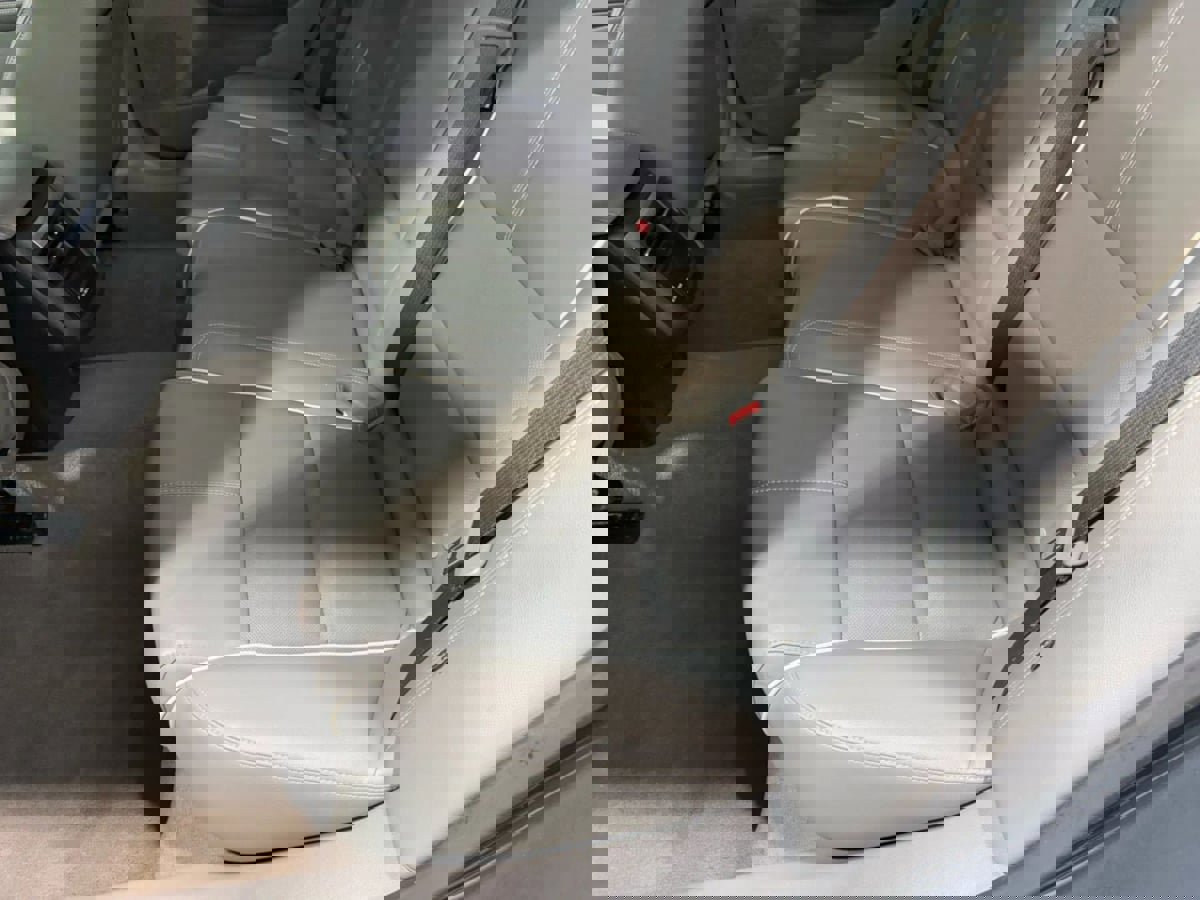 Used 2018 Chevrolet Impala Premier image 25