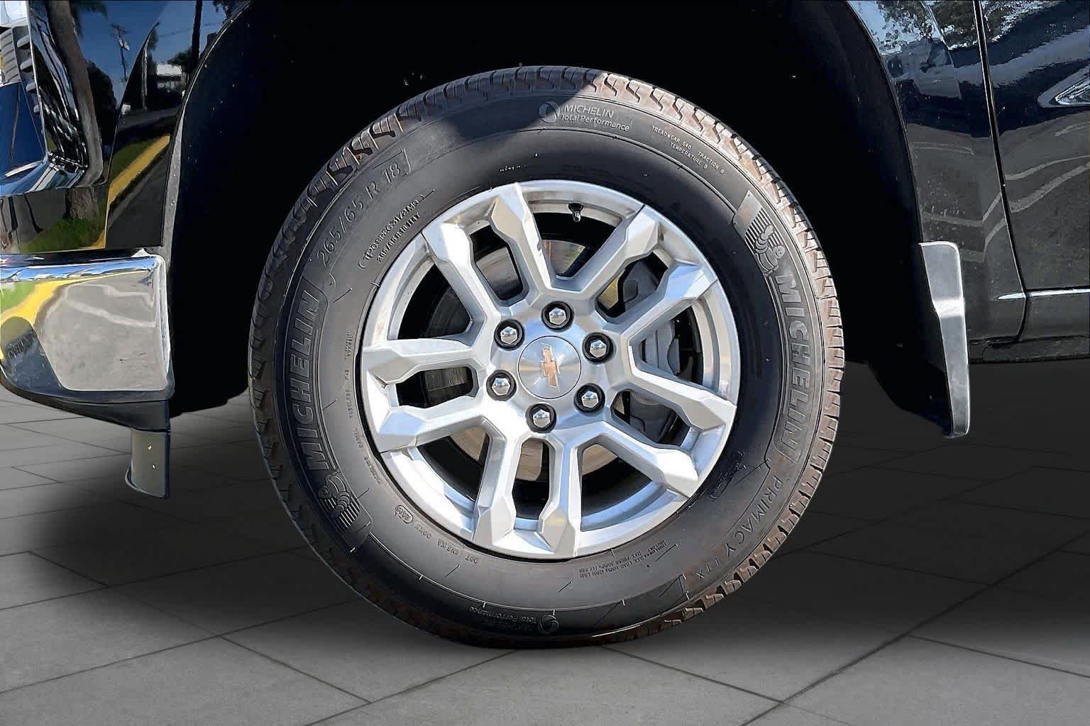 Used 2026 Chevrolet Silverado 1500 LT AWD/4WD image 10