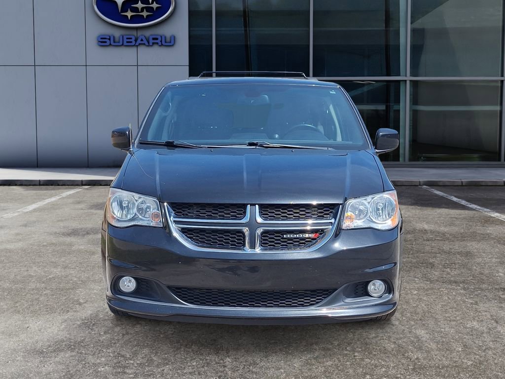 Used 2019 Dodge Grand Caravan SXT image 3