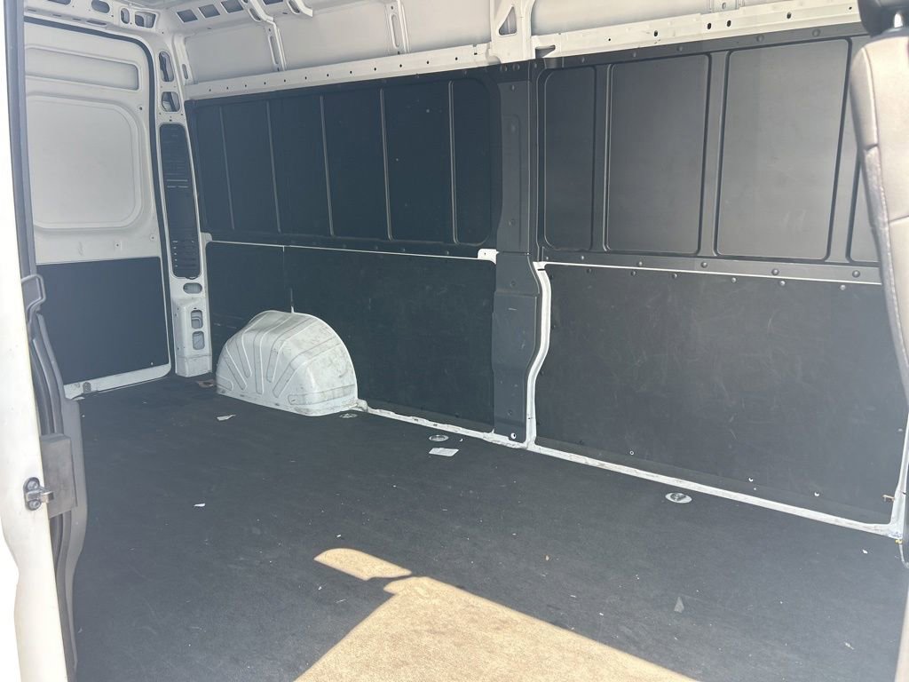 Used 2025 RAM ProMaster 2500 w/ Convenience Group FWD image 25