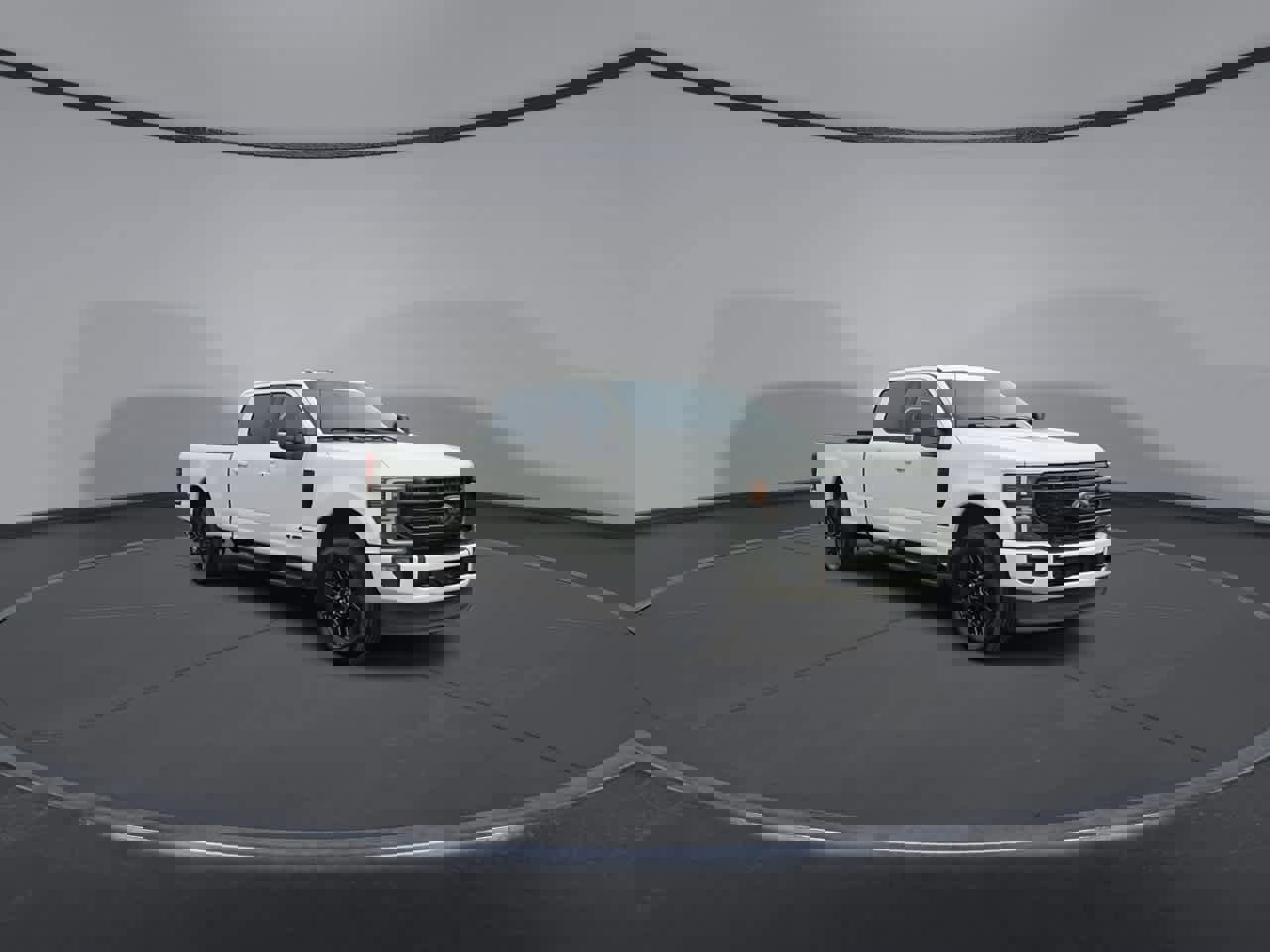 Used 2022 Ford F250 Lariat w/ Black Appearance Package image 2