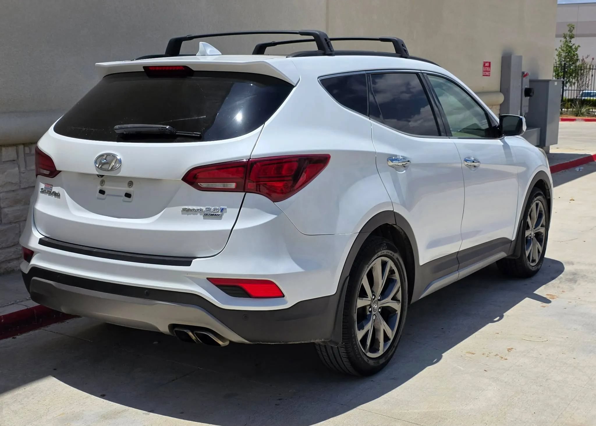 Used 2018 Hyundai Santa Fe Sport w/ Cargo Package FWD image 3