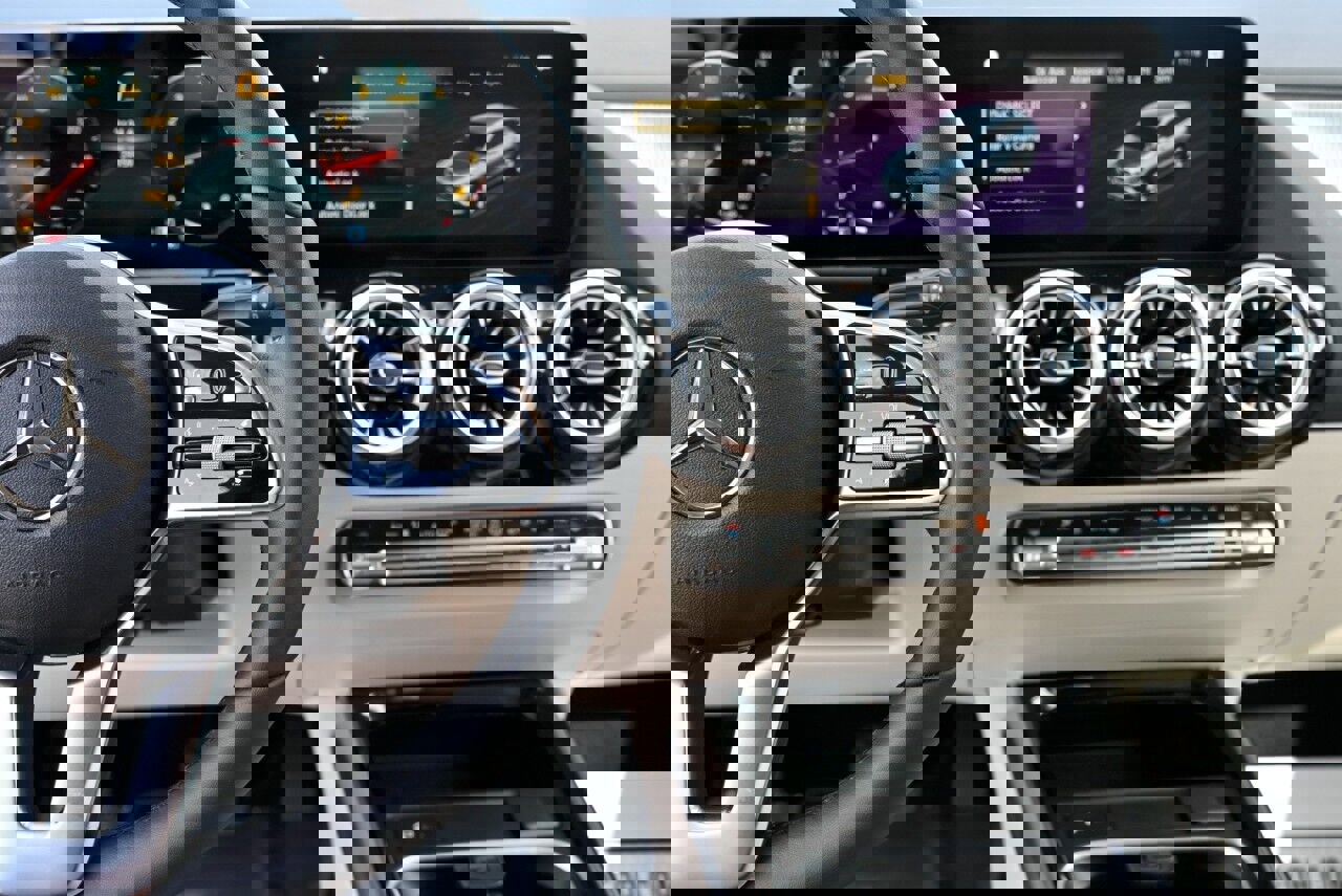 Used 2022 Mercedes-Benz GLA 250 image 24