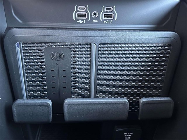 New 2026 RAM 1500 4x4 Crew Cab image 13