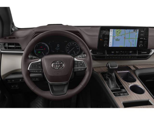 Certified 2023 Toyota Sienna Platinum AWD/4WD image 7