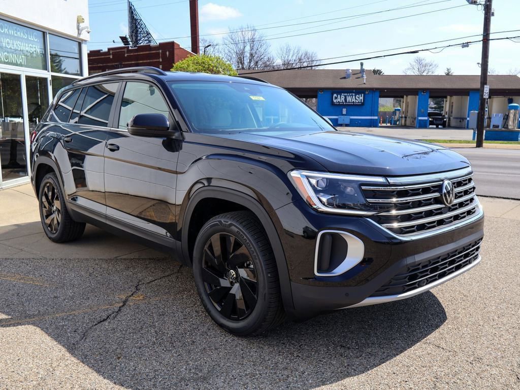 New 2026 Volkswagen Atlas SE image 7