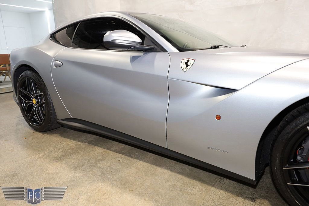 Used 2014 Ferrari F12 Berlinetta image 11