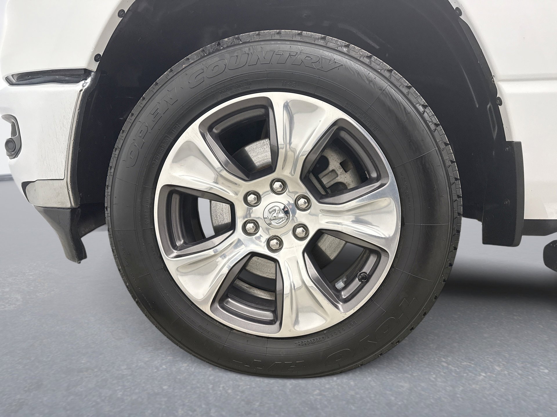 Used 2023 RAM 1500 Laramie image 21