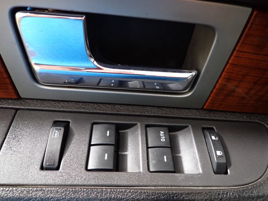 Used 2010 Ford F150 Lariat AWD/4WD image 19