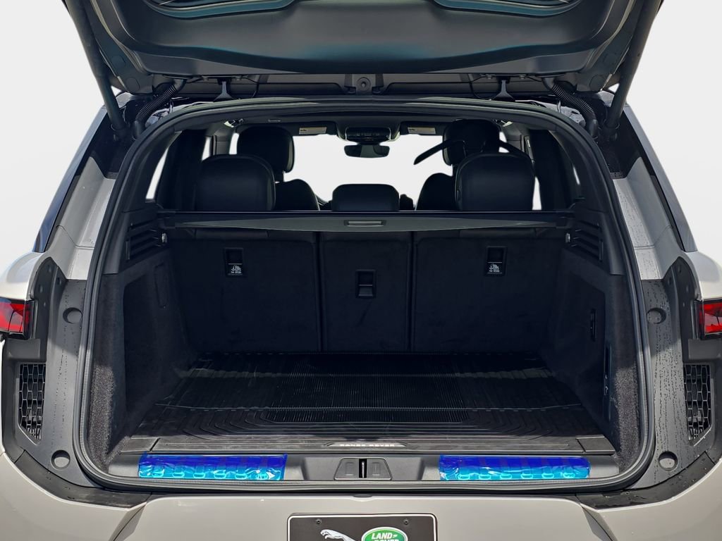 New 2026 Land Rover Range Rover Sport Dynamic SE AWD/4WD image 12