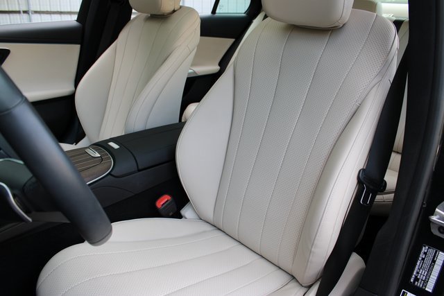 Used 2024 Mercedes-Benz E 350 E 350 4MATIC w/ Driver Assistance Package image 10