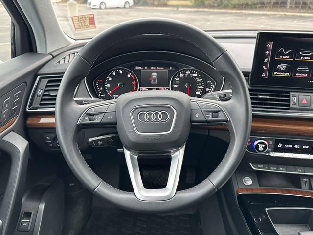 Used 2023 Audi Q5 2.0T Premium w/ Convenience Package image 17