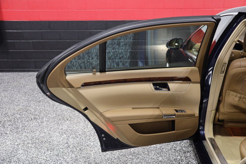 Used 2007 Mercedes-Benz S 550 4MATIC image 37