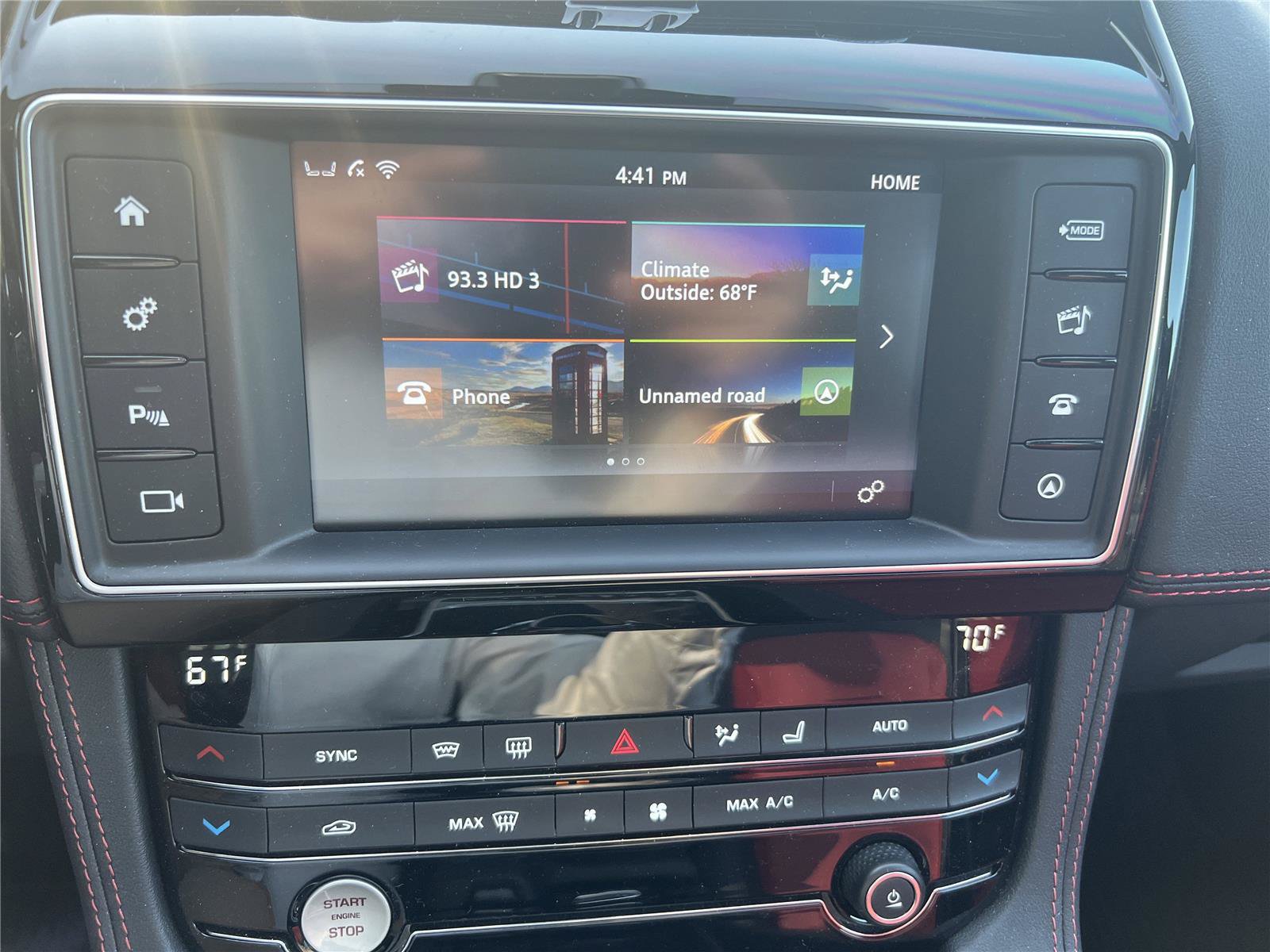 Used 2018 Jaguar F-PACE R-Sport AWD/4WD image 14