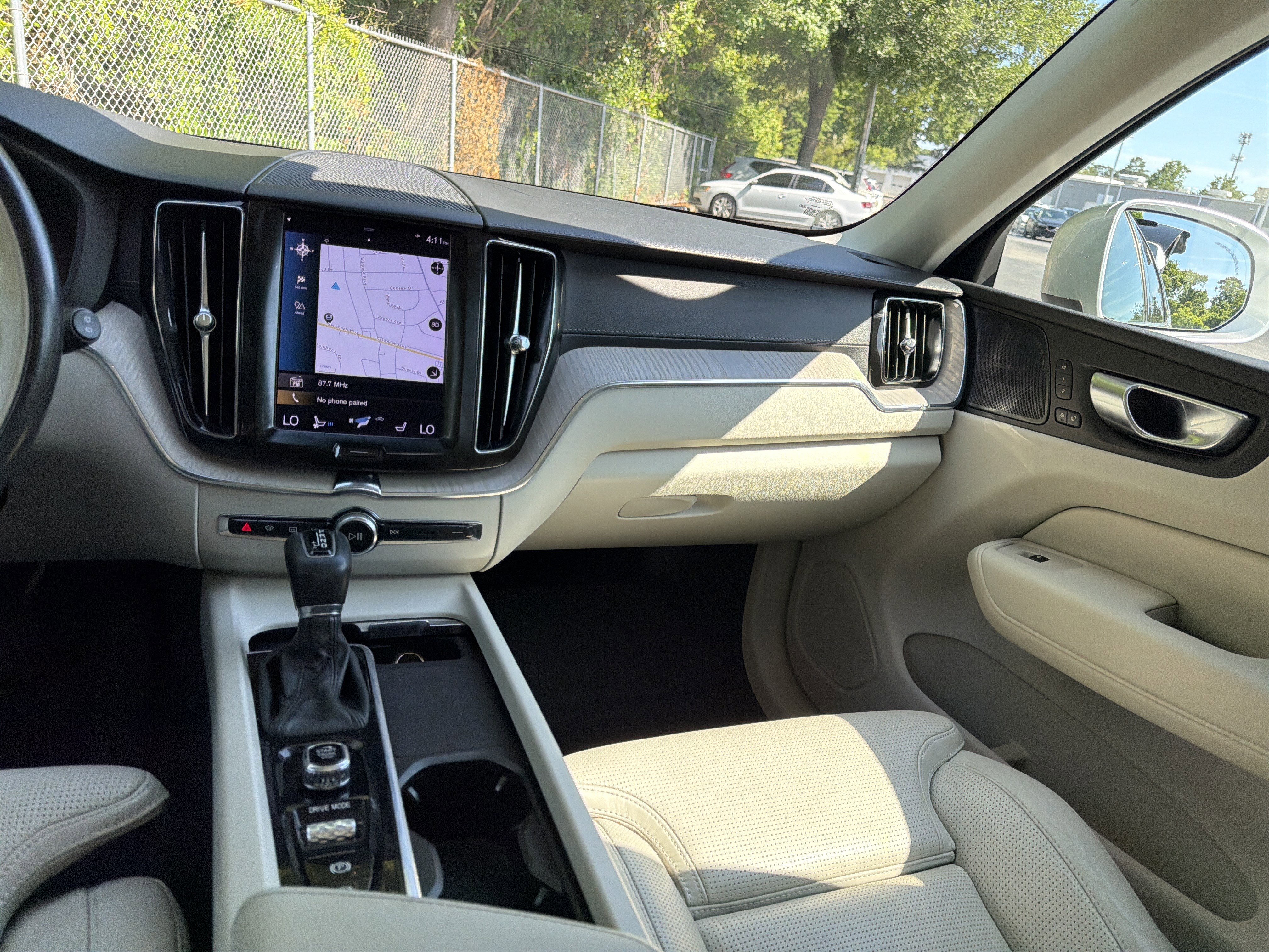 Used 2021 Volvo XC60 T6 Inscription w/ Advanced Package AWD/4WD image 31