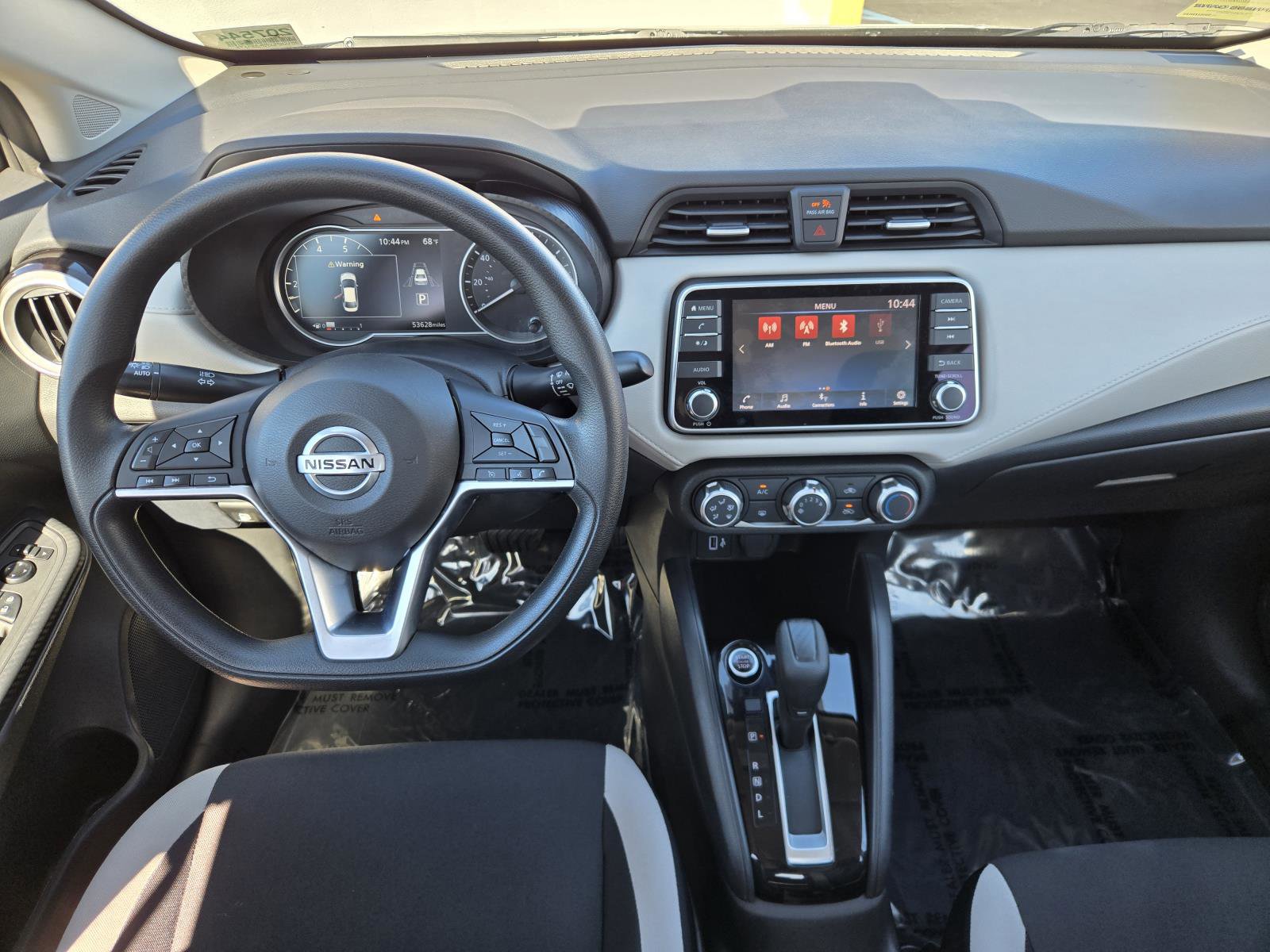 Used 2022 Nissan Versa SV FWD image 7
