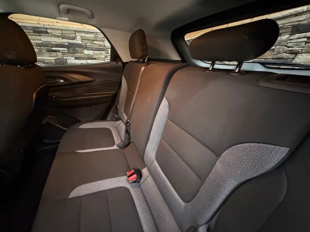 Used 2023 Chevrolet TrailBlazer LT w/ Convenience Package AWD/4WD image 32