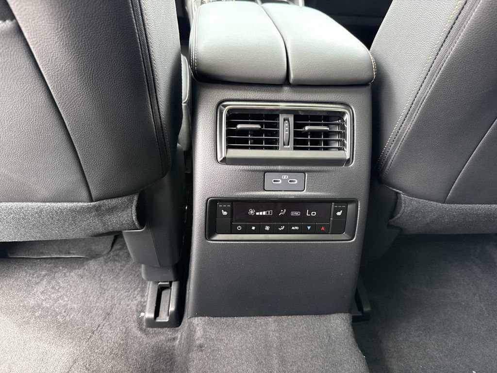 New 2026 MAZDA CX-90 Plug-In Hybrid w/Premium Sport AWD/4WD image 19