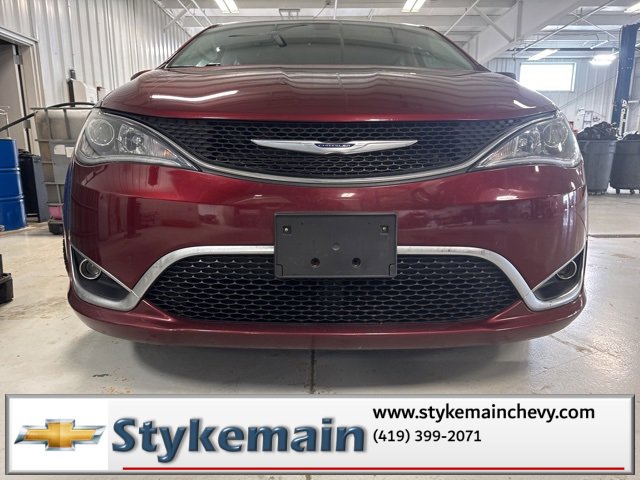 Used 2019 Chrysler Pacifica Touring-L image 21