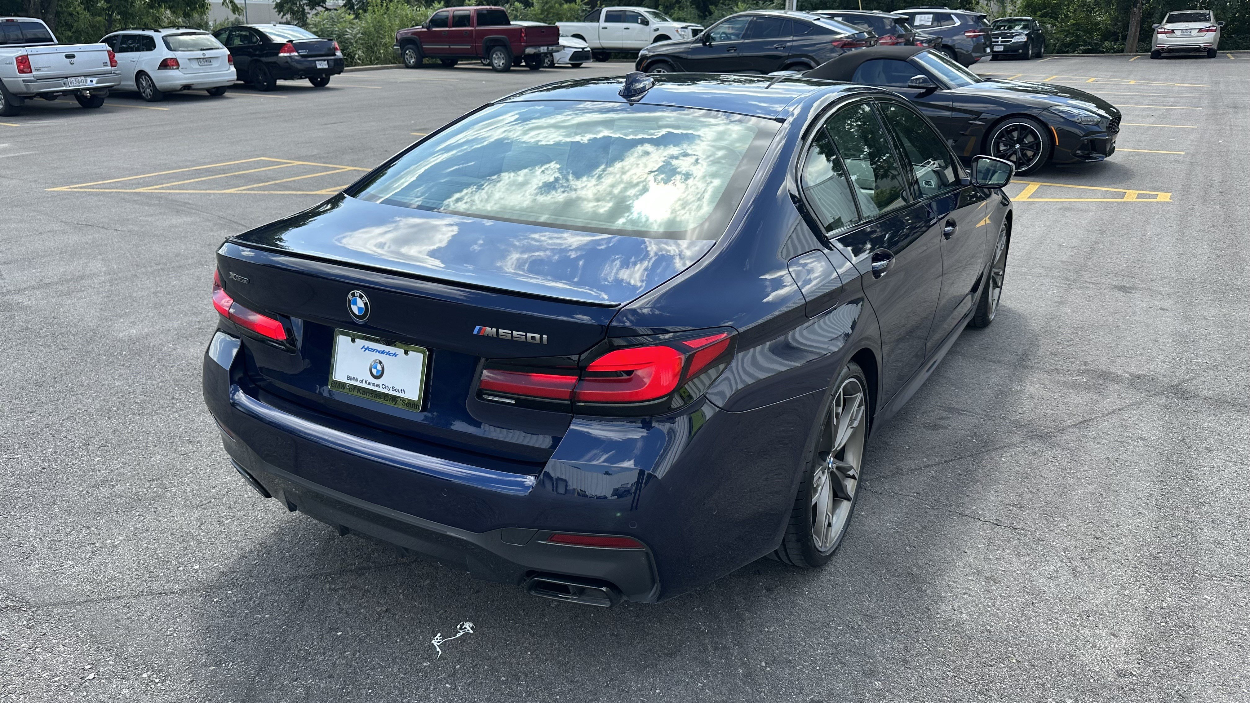Certified 2023 BMW M550i xDrive w/ Executive Package AWD/4WD image 11