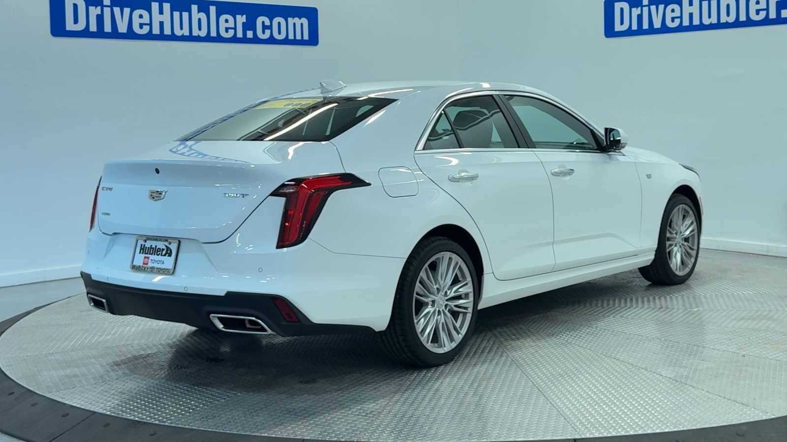 Used 2025 Cadillac CT4 Premium Luxury AWD/4WD image 8